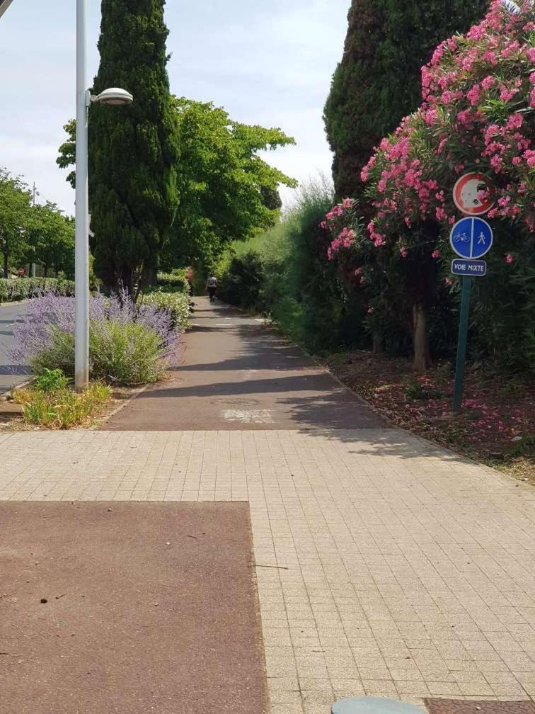 Anthony Hotel Agde Buitenkant foto